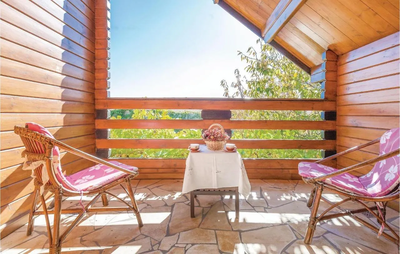 Holiday home Wooden Dreamhouse Arriate Villa